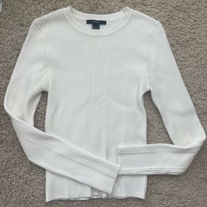 Fitted sweater top
